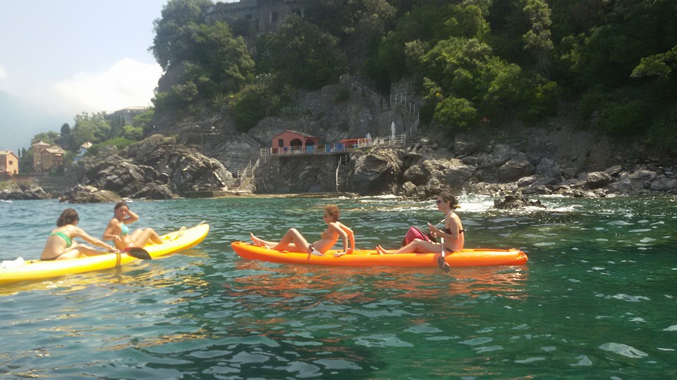 Cinque Terre a piedi e in kayak