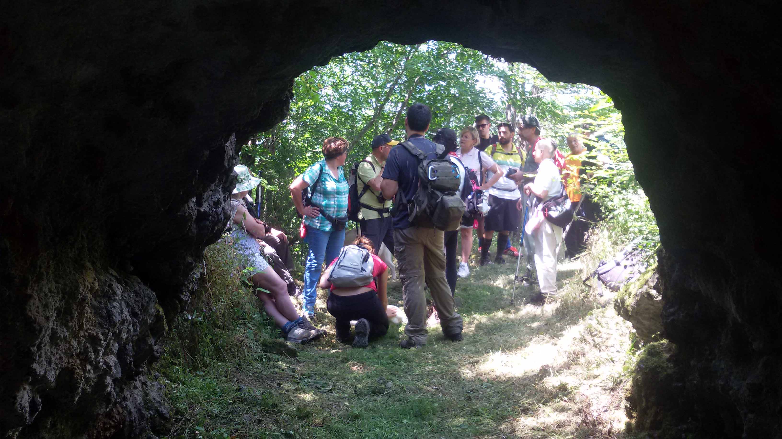 Trekking nelle antiche miniere di Montecreto