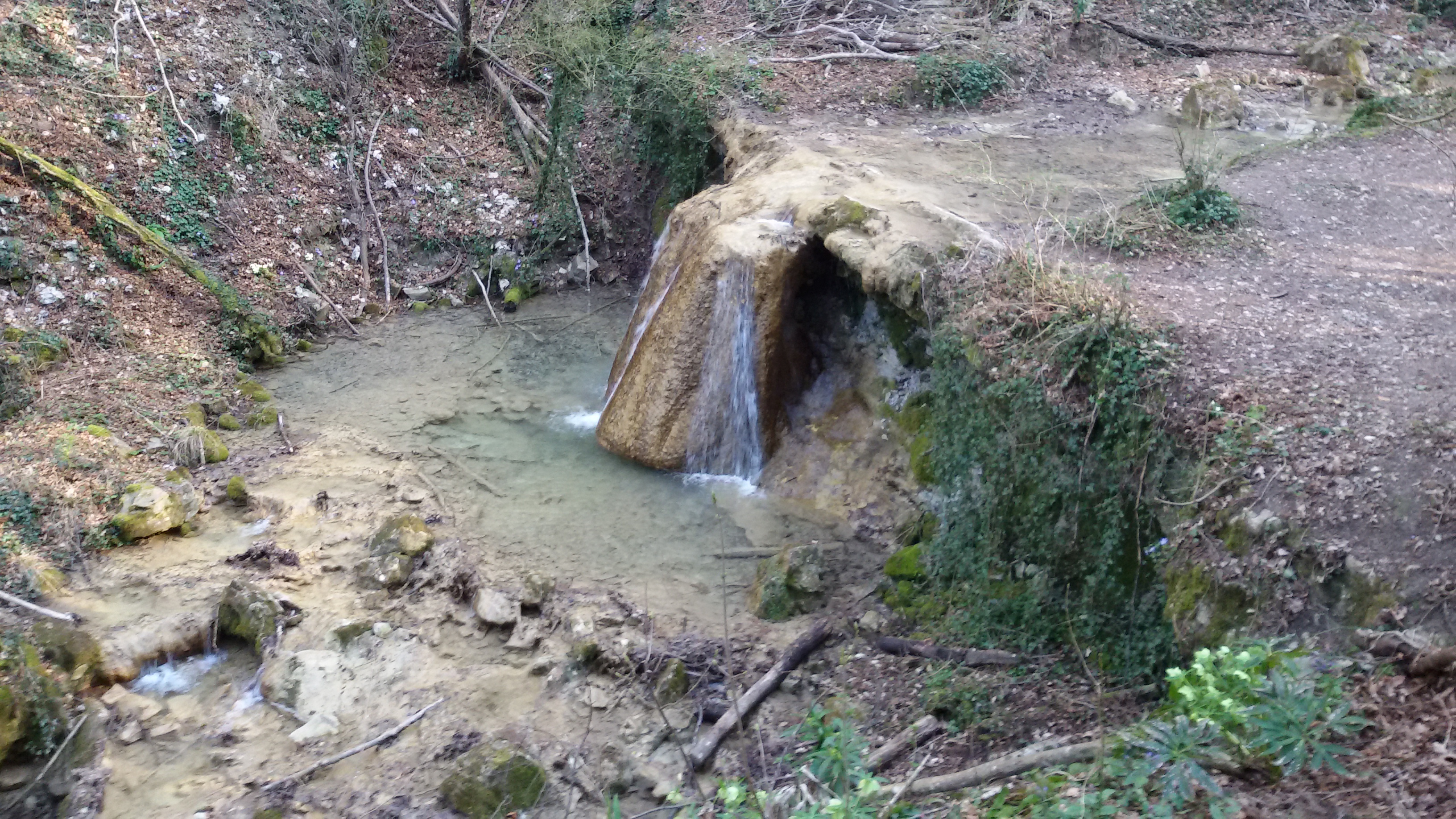 La leggenda delle cascate del Bucamante