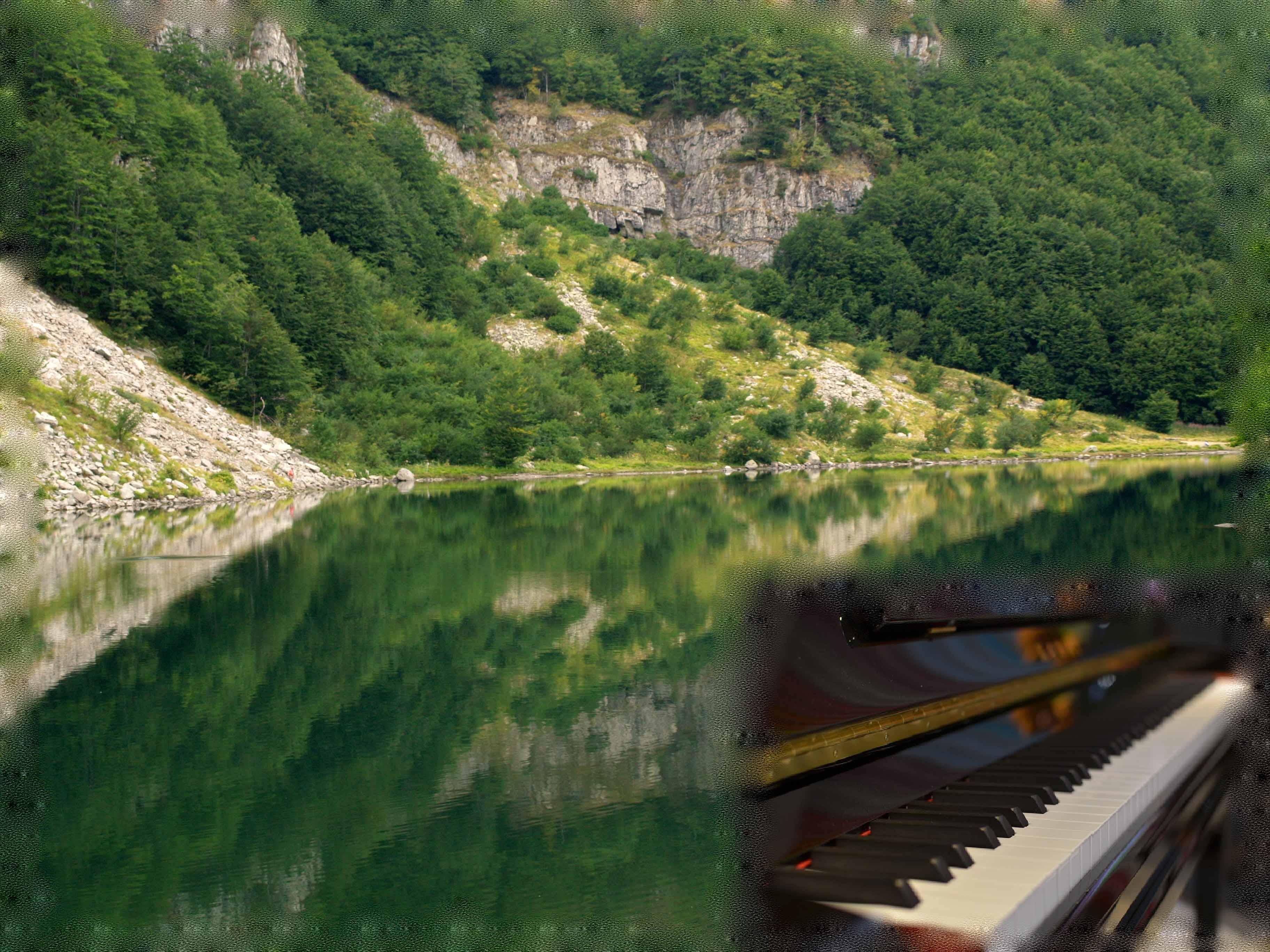 La leggenda del pianista sul lago